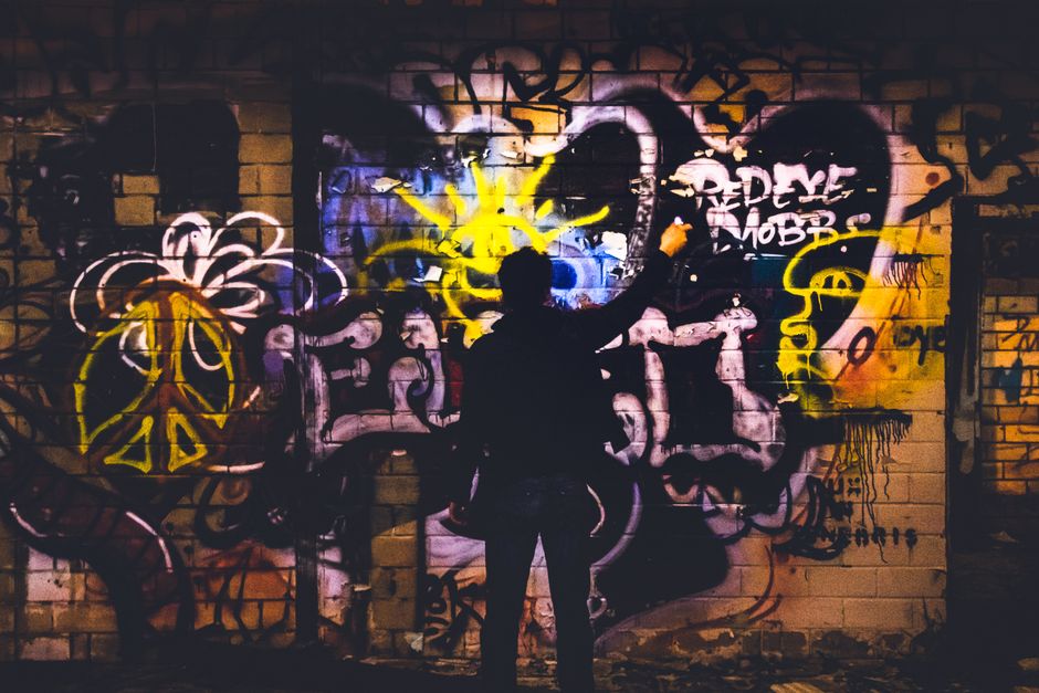 Comment regarder une fresque : détails et intentions