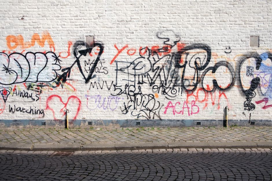 Sur la côte basque, quand le street art inspire le style