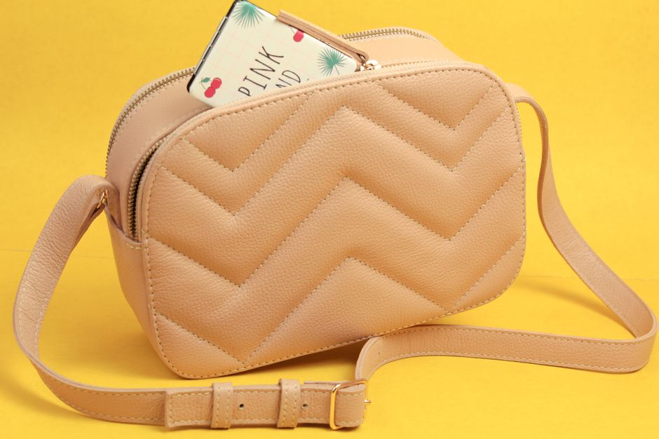 Comment choisir un sac pour un look urbain