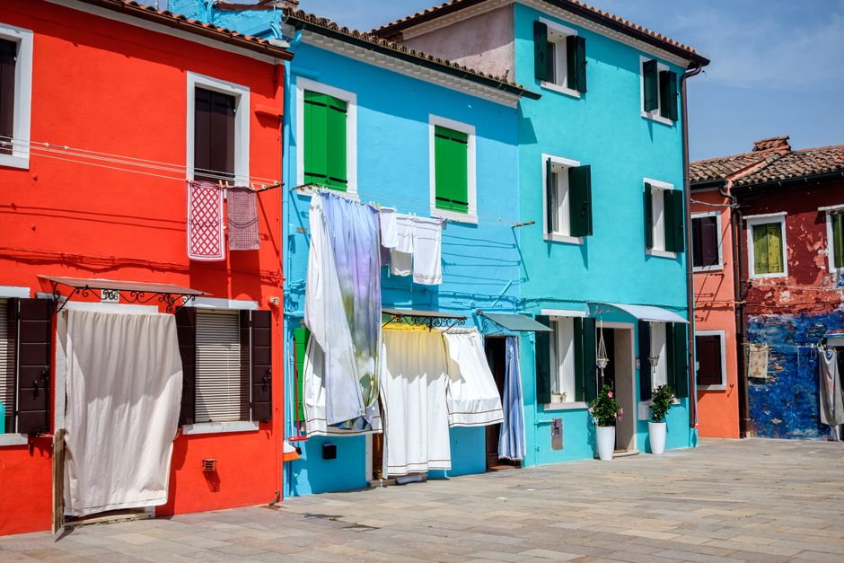 Teintures et couleurs : entretenir des pièces flashy