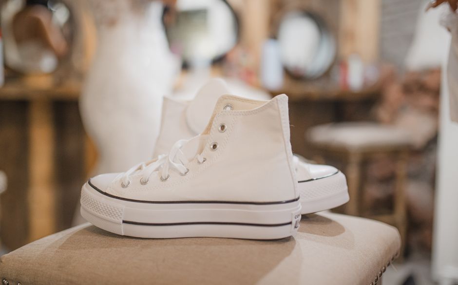 Baskets blanches : les garder nettes plus longtemps